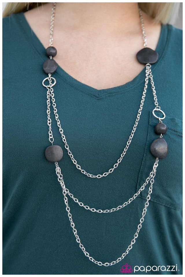 Off Your Rocker Silver Paparazzi 5 Jewelry Join Or Shop Online