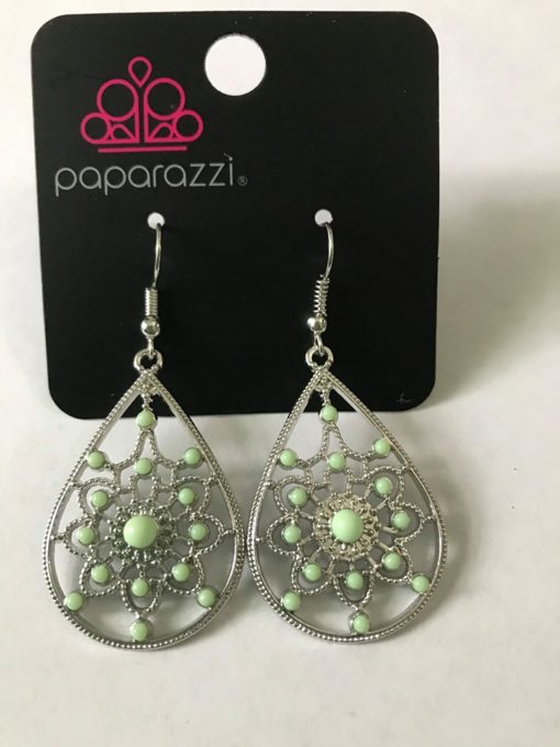 Paparazzi Accessories - A Flair For Fabulous Green Earring